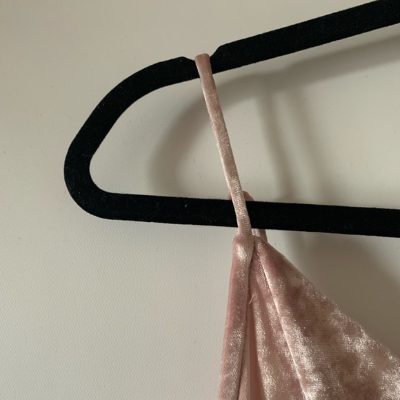 Velvet Spaghetti Strap Dress !! 🎀 - Picture 3 of 7